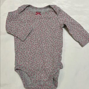 “Bundle 10/$13” Carters 0-3M Child of Mine Gray Pink Heart long sleeve Bodysuit